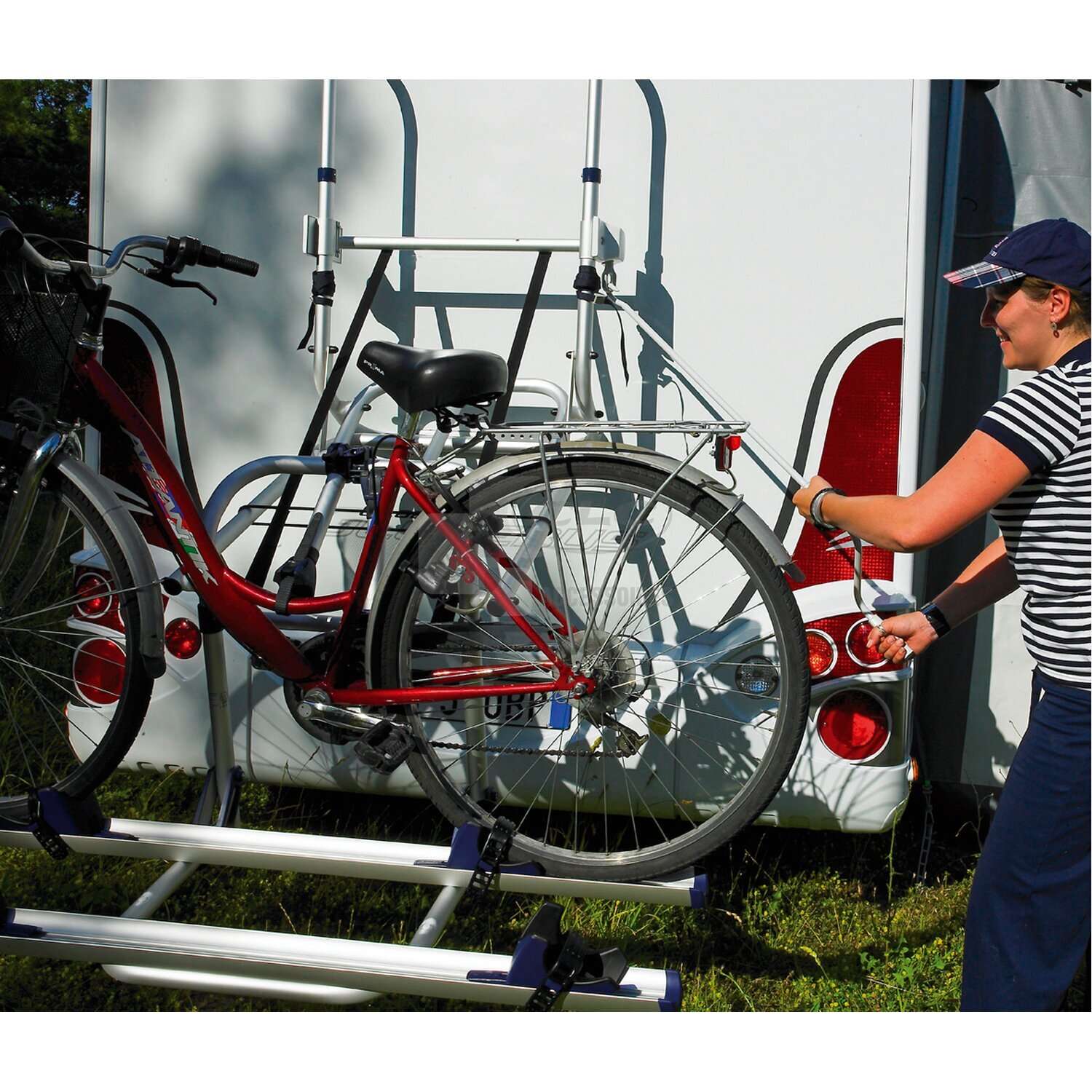 CLC Accessoires - Porte-vélos Carry Bike pour camping car Pro 970240 -  Groupe CLC Loisirs